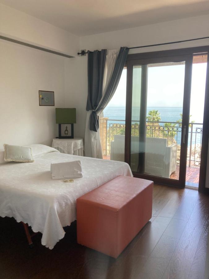 A Mari Villa Taormina Eksteriør bilde